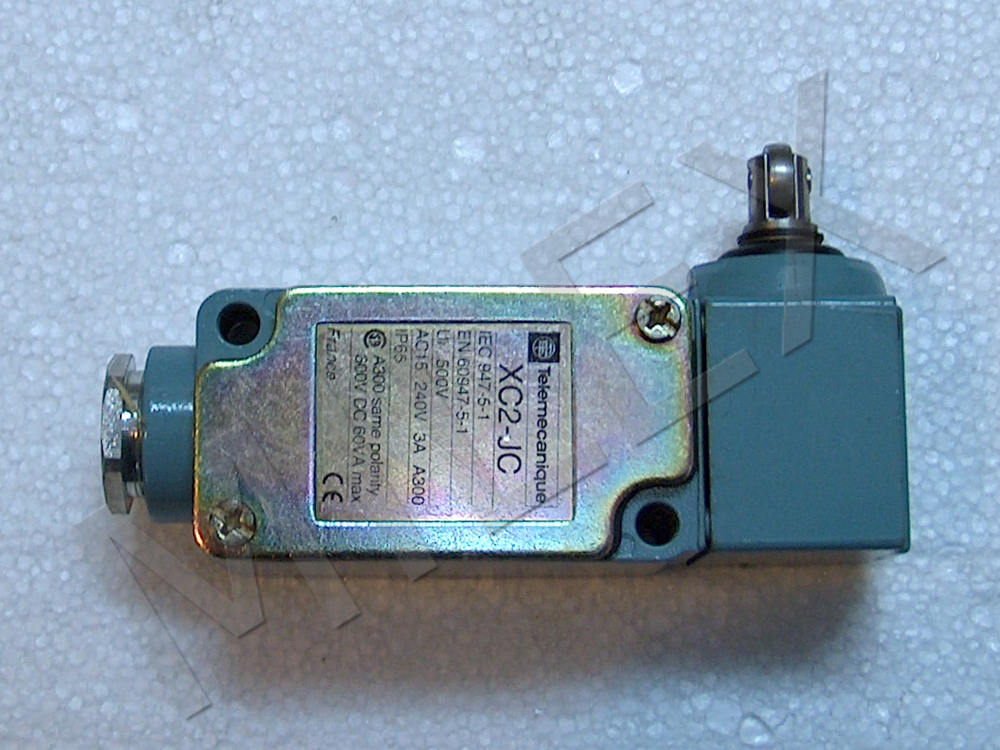 Łącznik krańcowy Telemecanique XC2-JC z rolka metalową boczną JE - Kliknij na obrazek aby go zamknąć